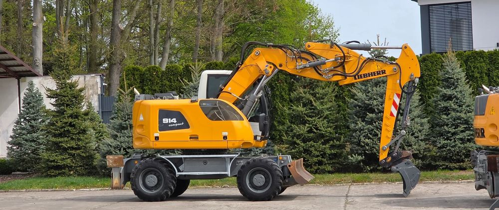 Liebherr A 914 COMPACT - Escavatore gommato: foto 1 Liebherr A 914 COMPACT - Escavatore gommato: foto 1