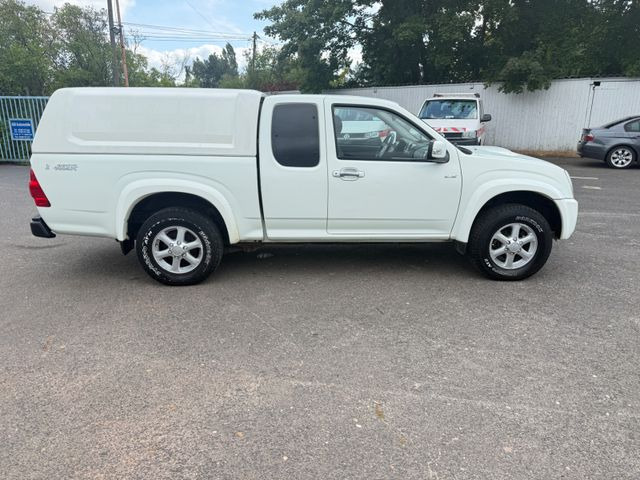 Isuzu D-Max Single Cab Basis 4WD - SUV/ Fuoristrada: foto 3 Isuzu D-Max Single Cab Basis 4WD - SUV/ Fuoristrada: foto 3