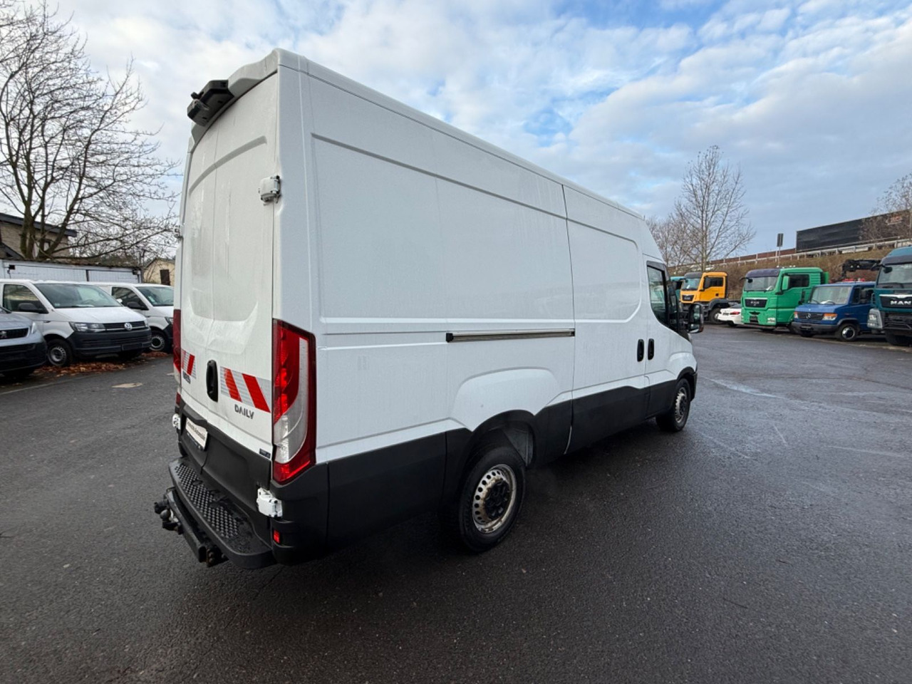 Iveco Daily Kasten HKa 35 S - Furgone chiuso: foto 4 Iveco Daily Kasten HKa 35 S - Furgone chiuso: foto 4