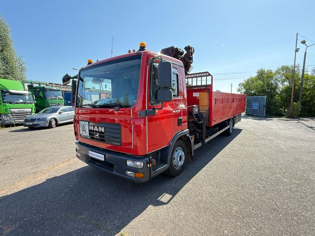 MAN TGL 12.210 mit Kran - Autocarro con pianale/ Cassone fisso, Camion con gru: foto 3 MAN TGL 12.210 mit Kran - Autocarro con pianale/ Cassone fisso, Camion con gru: foto 3