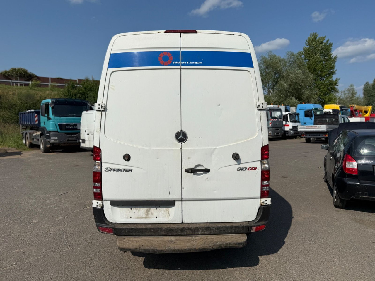 Mercedes-Benz Sprinter II Kasten 313 CDI MOTORSCHADEN !!! - Furgone chiuso: foto 4 Mercedes-Benz Sprinter II Kasten 313 CDI MOTORSCHADEN !!! - Furgone chiuso: foto 4
