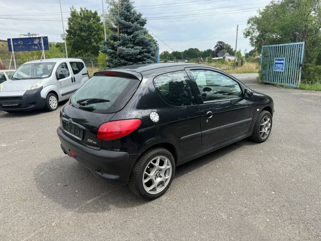 Peugeot 206 1.4 HDi - Berlina: foto 5 Peugeot 206 1.4 HDi - Berlina: foto 5