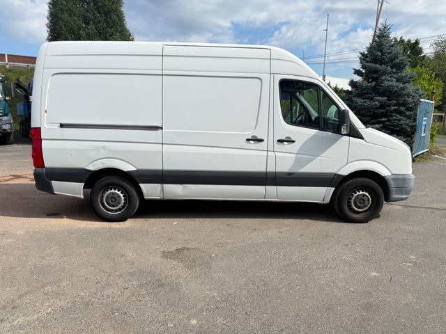 Volkswagen Crafter Kasten 35 mittel L2H2 Hochdach - Furgone chiuso: foto 5 Volkswagen Crafter Kasten 35 mittel L2H2 Hochdach - Furgone chiuso: foto 5