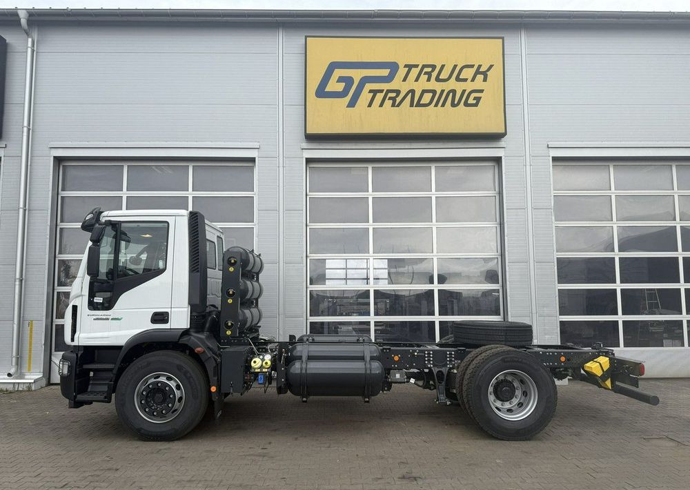Iveco EuroCargo CNG - Autocarro telaio: foto 2 Iveco EuroCargo CNG - Autocarro telaio: foto 2