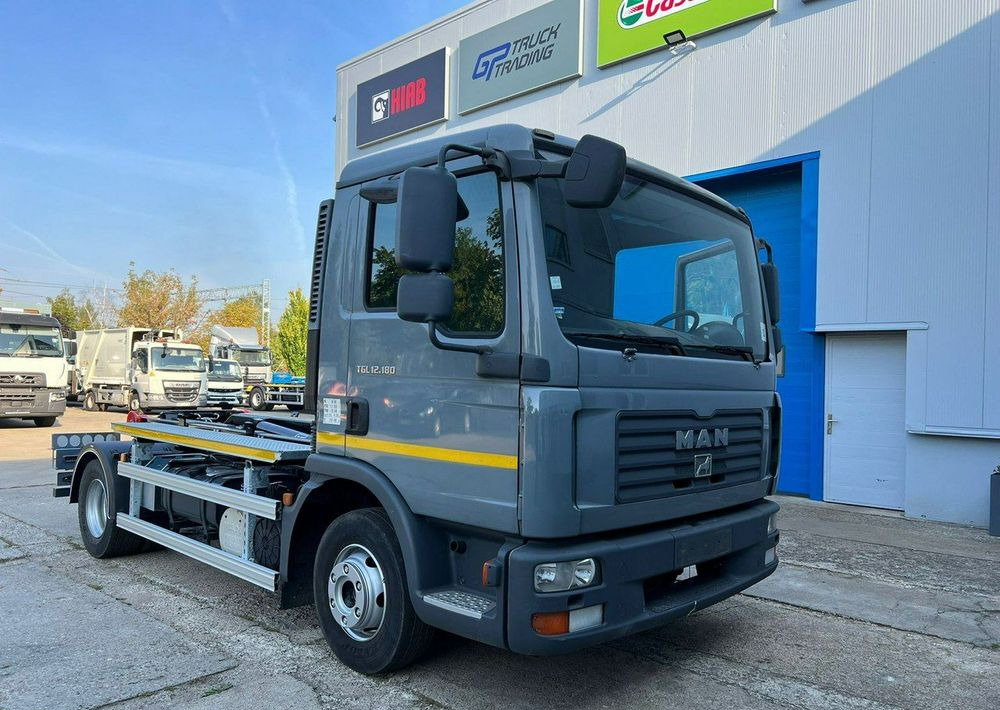 MAN TGL 12.180, hakowiec Janco/GP Lift - Camion immondizia: foto 4 MAN TGL 12.180, hakowiec Janco/GP Lift - Camion immondizia: foto 4