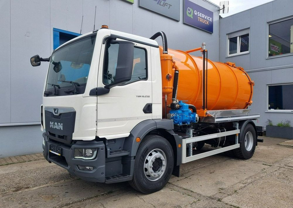MAN TGM 18.250, zabudowa asenizacyjna Janco/GP Lift - Camion immondizia: foto 1 MAN TGM 18.250, zabudowa asenizacyjna Janco/GP Lift - Camion immondizia: foto 1