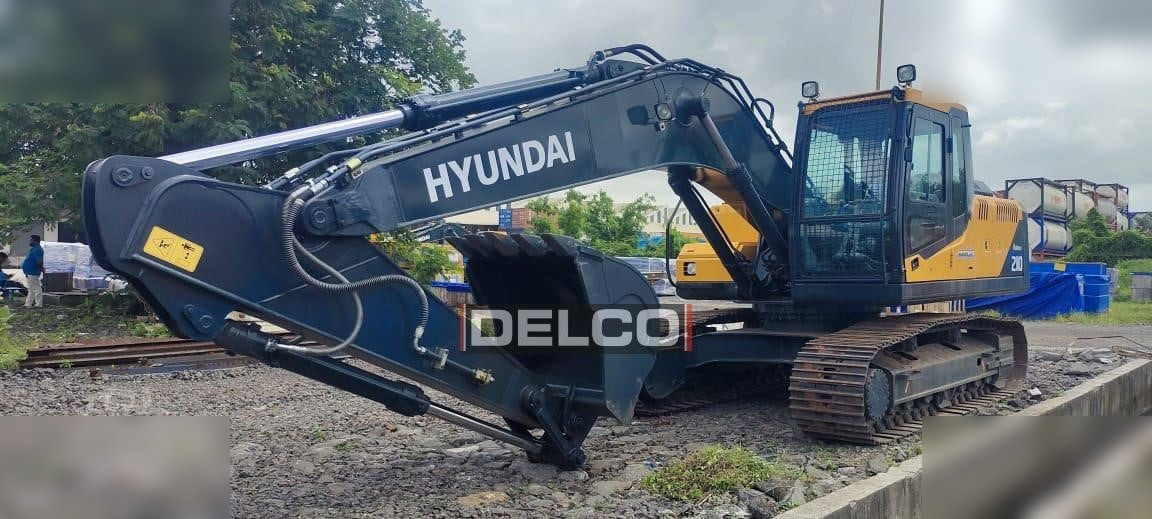 Escavatore cingolato nuovo HYUNDAI ROBEX 210: foto 10