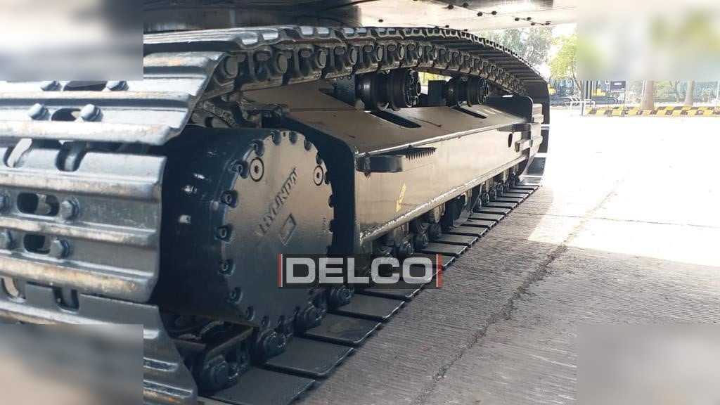Escavatore cingolato nuovo HYUNDAI ROBEX 210: foto 15