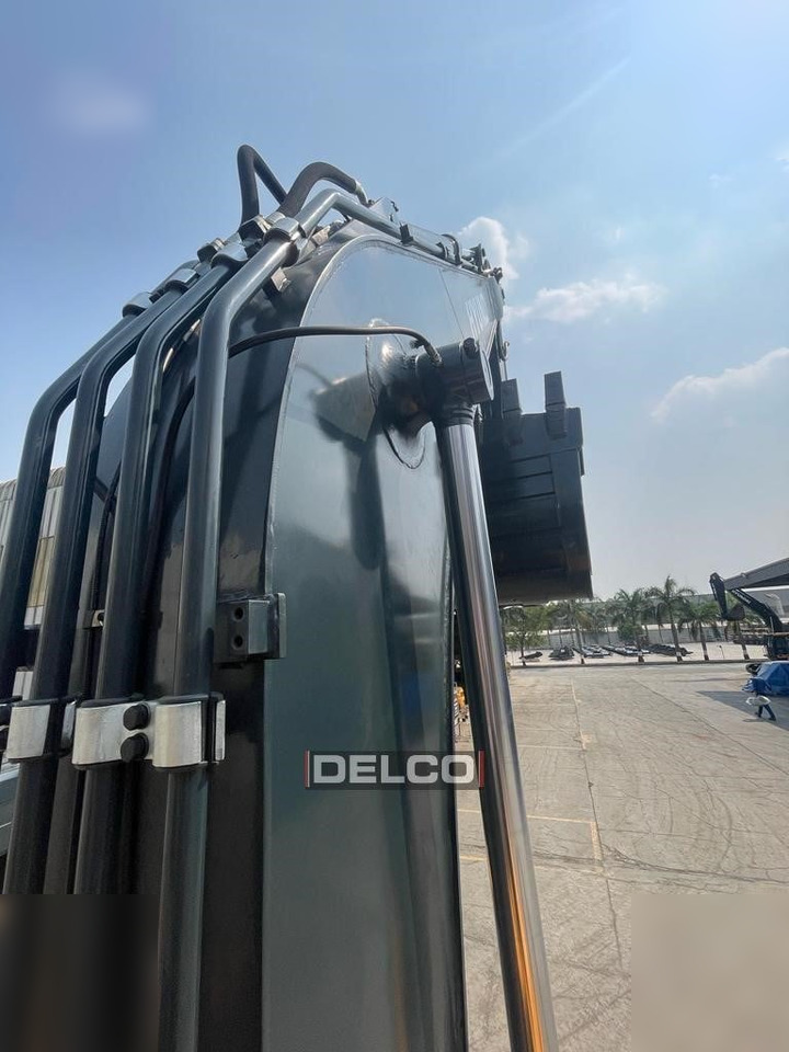 HYUNDAI ROBEX 215L SMART - Escavatore cingolato: foto 5 HYUNDAI ROBEX 215L SMART - Escavatore cingolato: foto 5