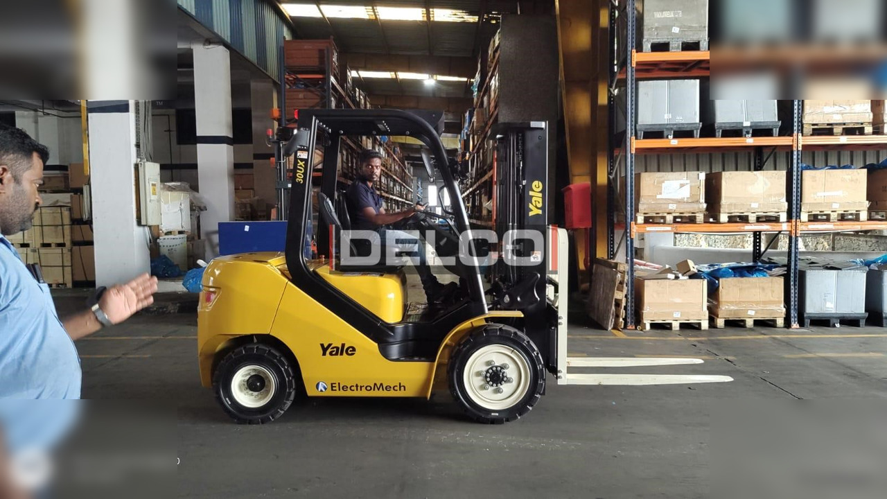 YALE GP30UX - Carrello elevatore: foto 1 YALE GP30UX - Carrello elevatore: foto 1