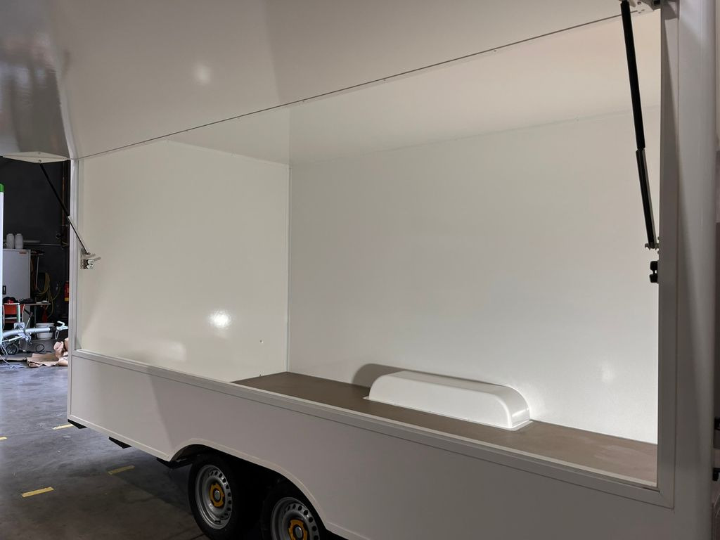 Esselmann Sandwich Anhänger Karello 4.2 Esselmann Sandwich Anhänger Karello 4.2 - Rimorchio autonegozio: foto 4 Esselmann Sandwich Anhänger Karello 4.2 Esselmann Sandwich Anhänger Karello 4.2 - Rimorchio autonegozio: foto 4