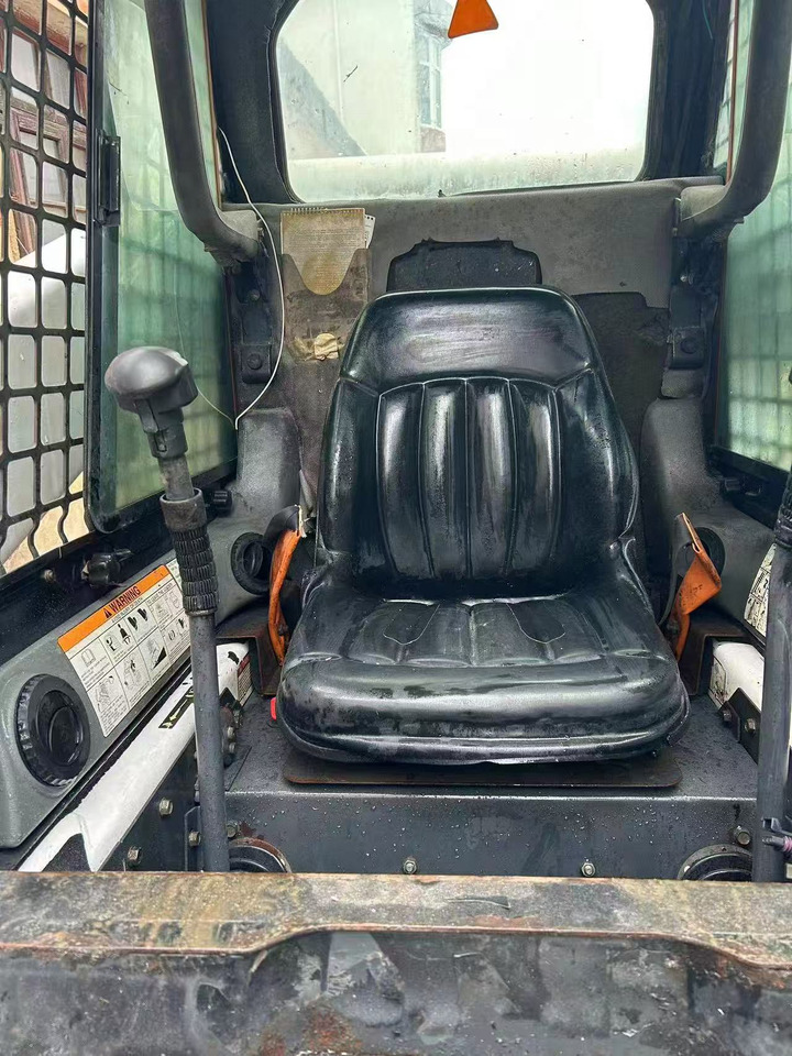 Bobcat S300 - Minipala: foto 2 Bobcat S300 - Minipala: foto 2