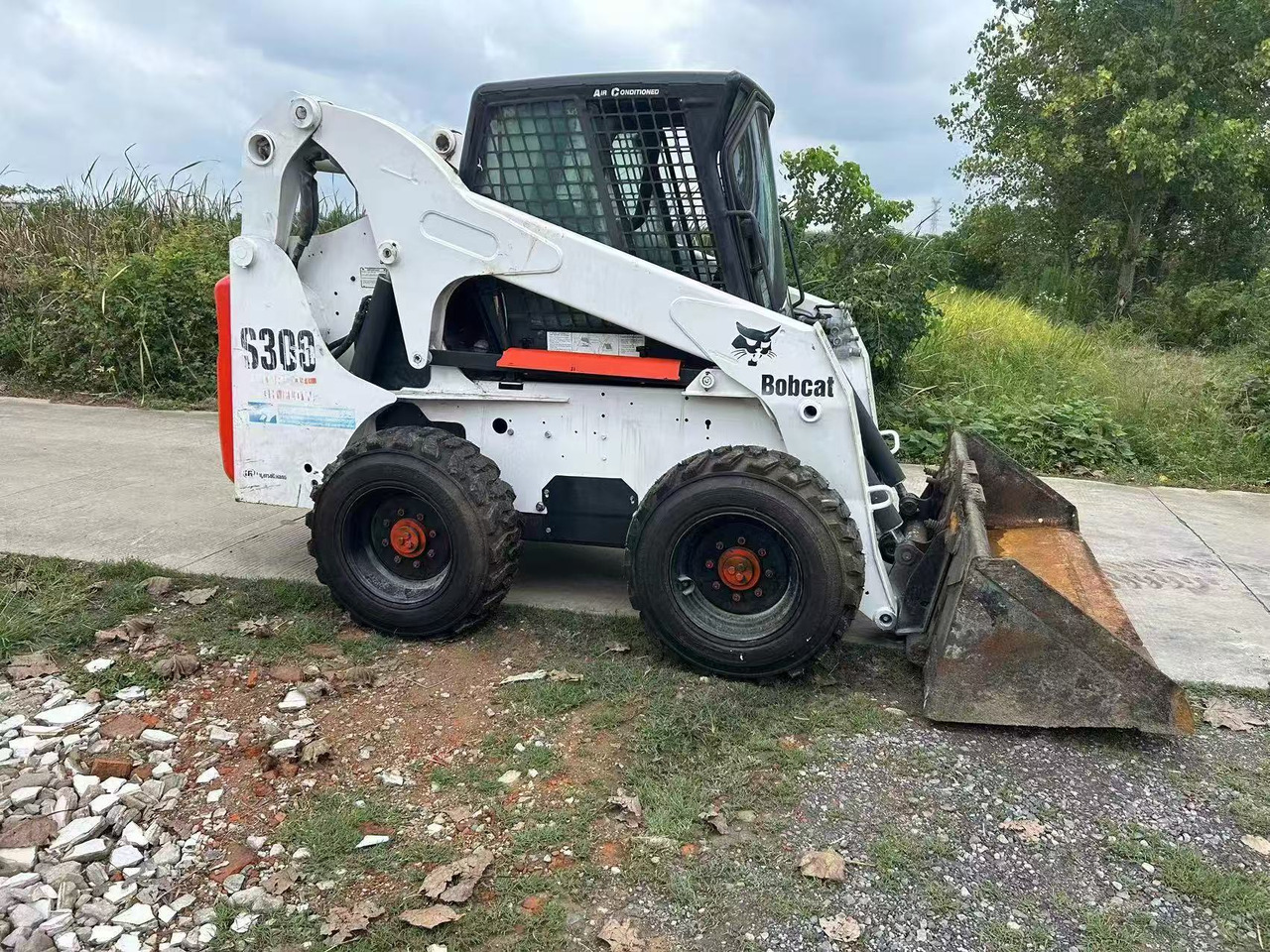 Bobcat S300 - Minipala: foto 1 Bobcat S300 - Minipala: foto 1