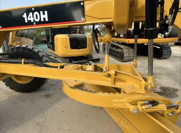 CAT 140H - Rullo compattatore/ Rullo compressore: foto 2 CAT 140H - Rullo compattatore/ Rullo compressore: foto 2