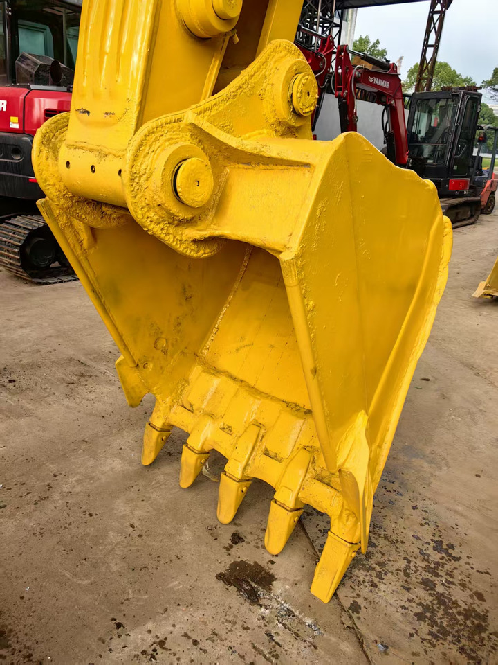 Komatsu pc200-7 - Escavatore cingolato: foto 4 Komatsu pc200-7 - Escavatore cingolato: foto 4