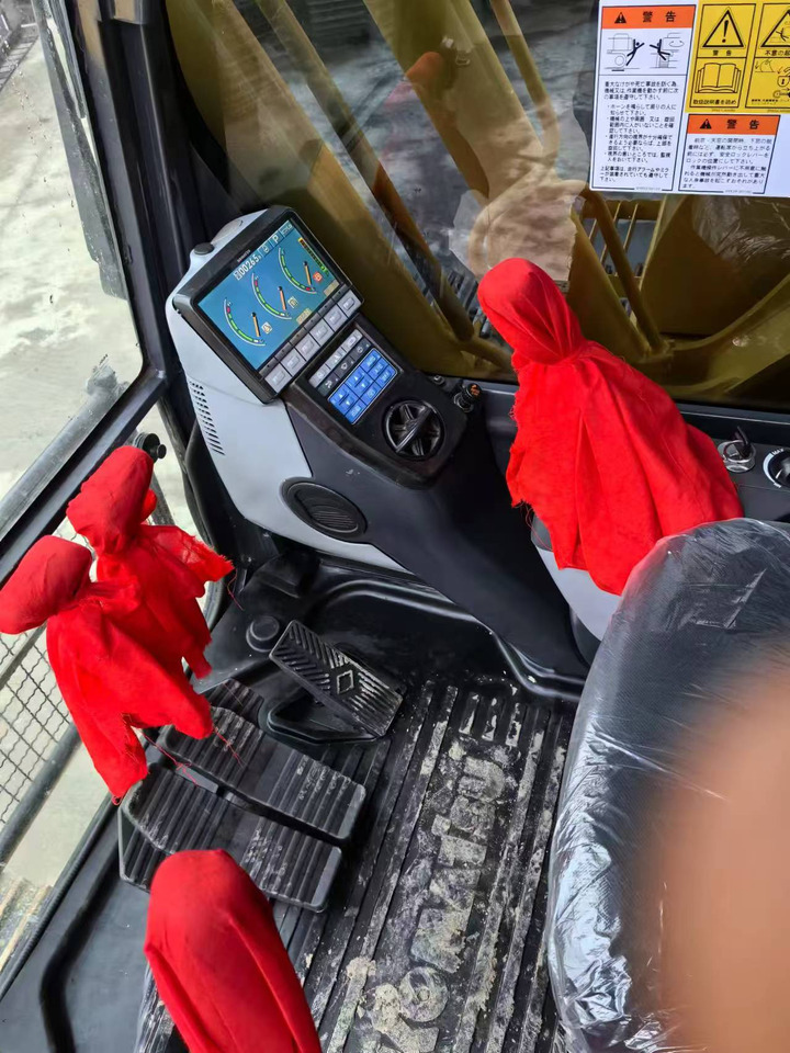 Escavatore cingolato komatsu pc220-8: foto 7 Escavatore cingolato komatsu pc220-8: foto 7