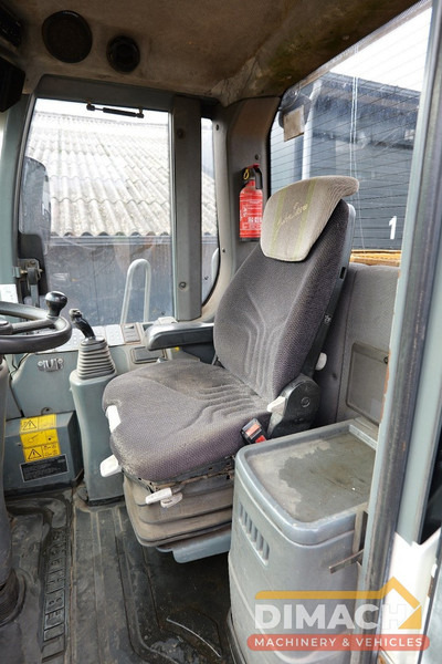 Liebherr L556 Like new!! Airco, quick coupler, skeleton bucket with teeths - Pala: foto 5 Liebherr L556 Like new!! Airco, quick coupler, skeleton bucket with teeths - Pala: foto 5