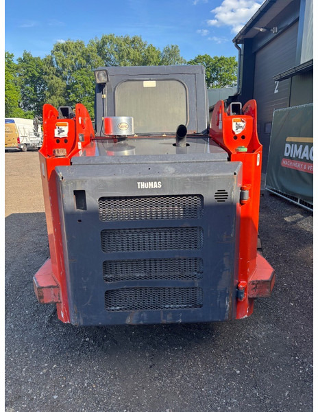 Thomas 250 new bucket! TOP!! 3600 kilo - Minipala: foto 4 Thomas 250 new bucket! TOP!! 3600 kilo - Minipala: foto 4