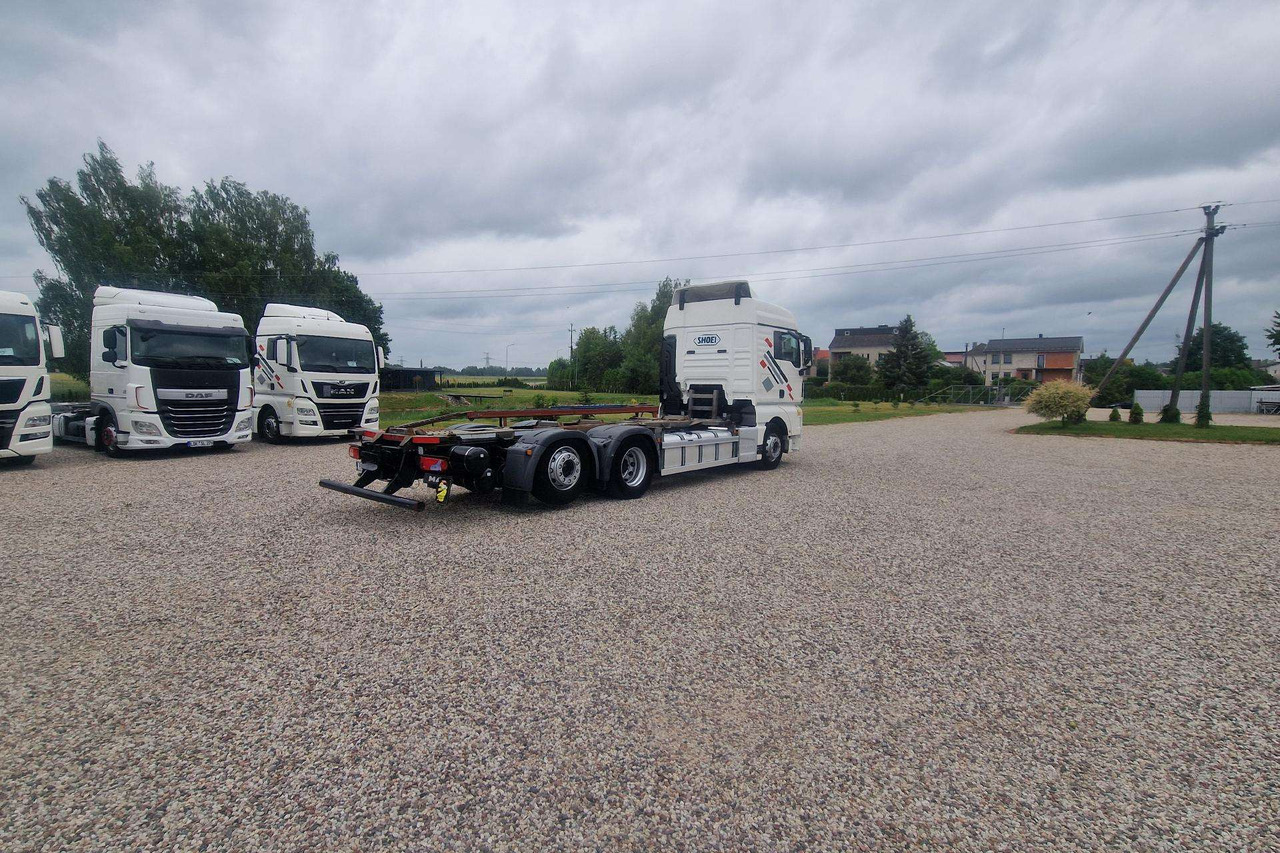 MAN TGX 26.420 - Autocarro portacontainer/ Caisse interchangeable: foto 4 MAN TGX 26.420 - Autocarro portacontainer/ Caisse interchangeable: foto 4