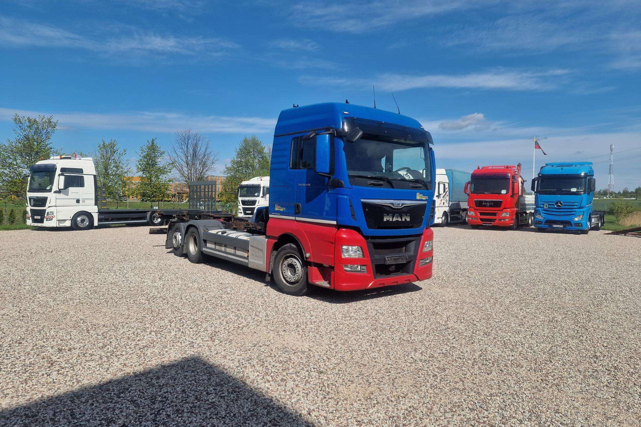 MAN TGX 26.440 - Autocarro portacontainer/ Caisse interchangeable: foto 1 MAN TGX 26.440 - Autocarro portacontainer/ Caisse interchangeable: foto 1