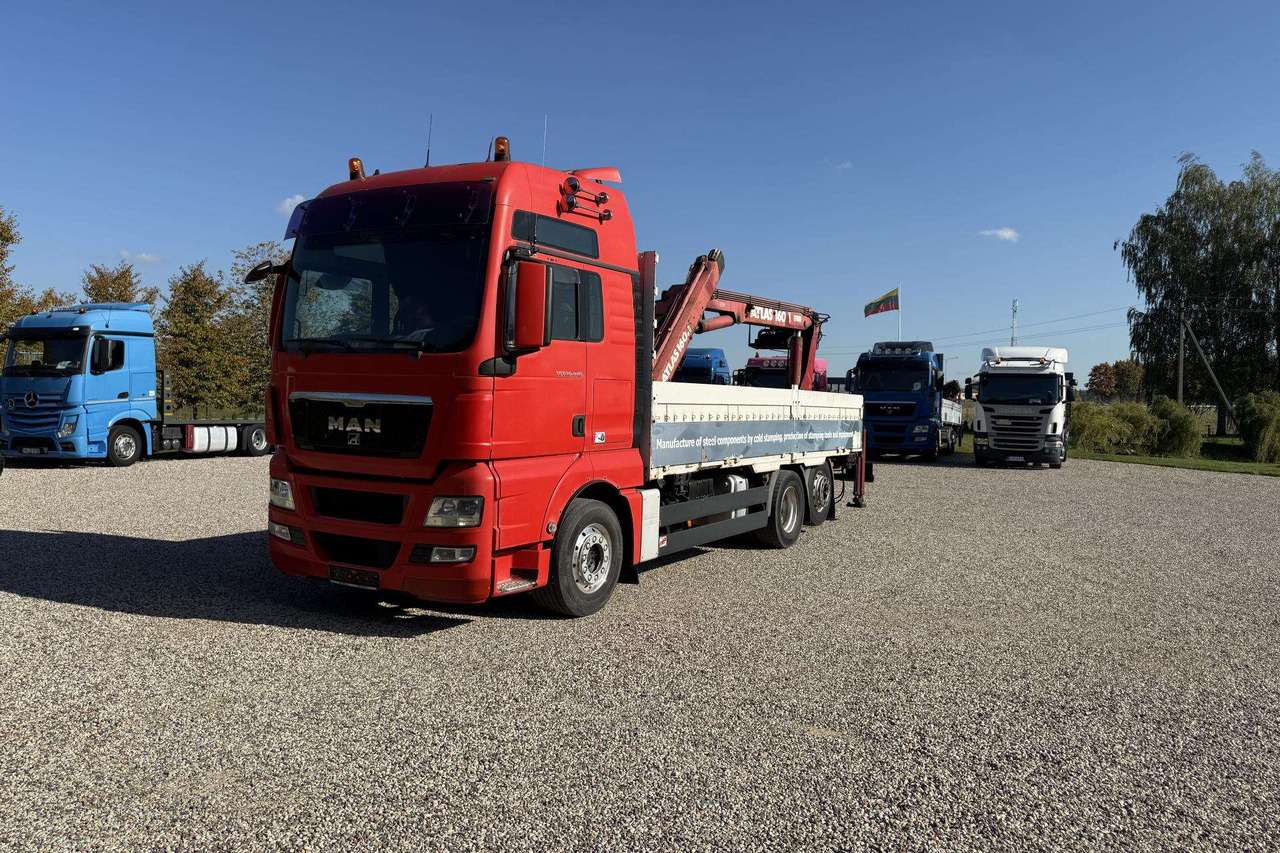 MAN TGX 26.440 - Camion con gru: foto 1 MAN TGX 26.440 - Camion con gru: foto 1