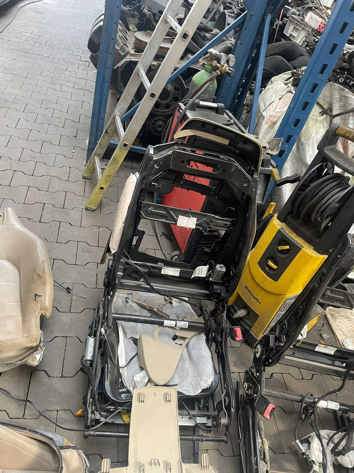 Fotele do Mercedes W 207 kabrio - Sedile per Autovettura: foto 3 Fotele do Mercedes W 207 kabrio - Sedile per Autovettura: foto 3