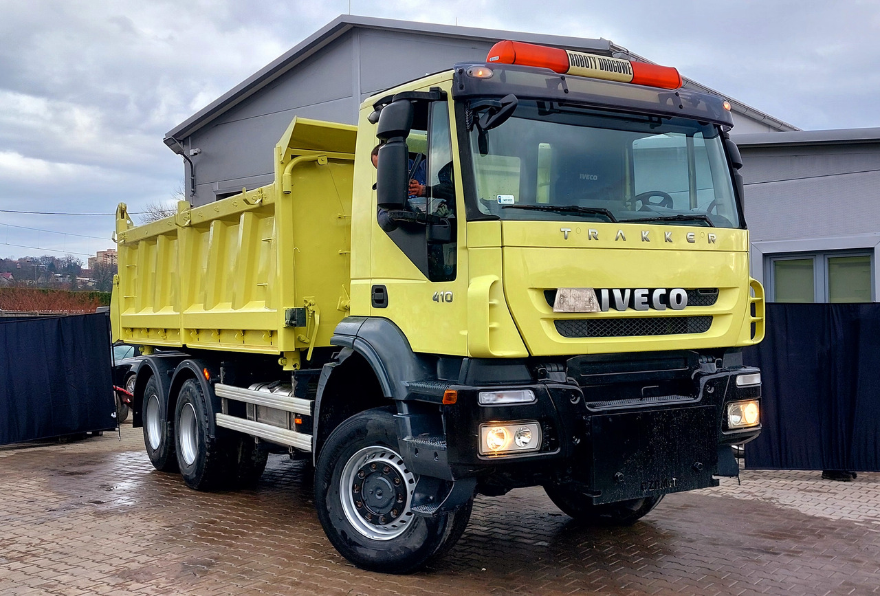 IVECO Trakker e5 410 3stronny wywrot - Autocarro ribaltabile: foto 2 IVECO Trakker e5 410 3stronny wywrot - Autocarro ribaltabile: foto 2