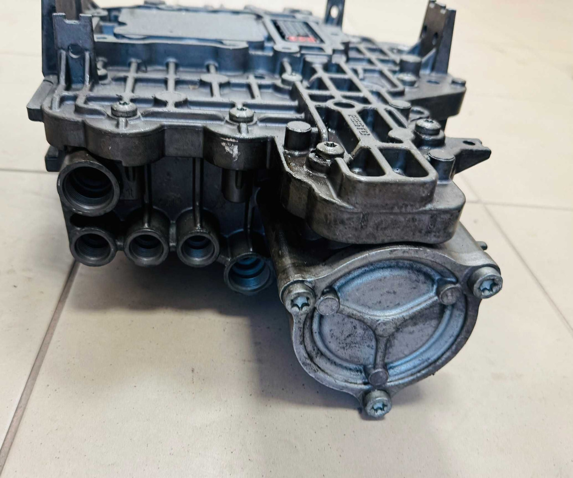 Wybierak Skrzyni biegow Mercedes Actros Antos Atego mp4 Festo - Cambio per Camion: foto 2 Wybierak Skrzyni biegow Mercedes Actros Antos Atego mp4 Festo - Cambio per Camion: foto 2