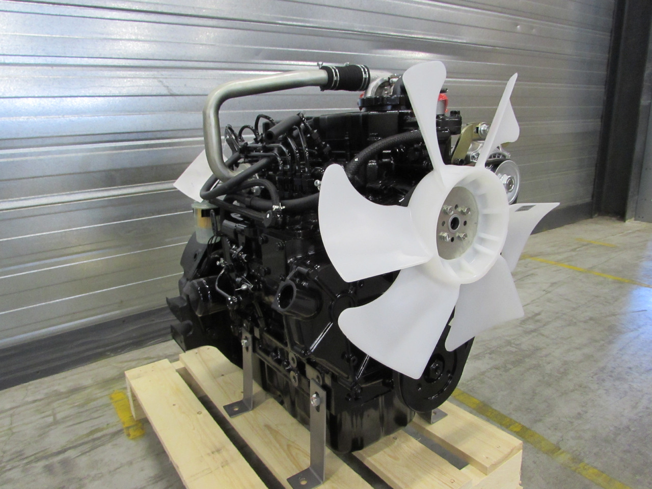 Mitsubishi New engine S4L2-Z5T61SD 17.7kw@1500 rpm stage 5 - Motore per Gruppo elettrogeno: foto 4 Mitsubishi New engine S4L2-Z5T61SD 17.7kw@1500 rpm stage 5 - Motore per Gruppo elettrogeno: foto 4