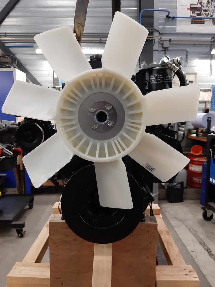 Mitsubishi New engine S6S 70Kw @ 2500 rpm - Motore per Escavatore: foto 3 Mitsubishi New engine S6S 70Kw @ 2500 rpm - Motore per Escavatore: foto 3