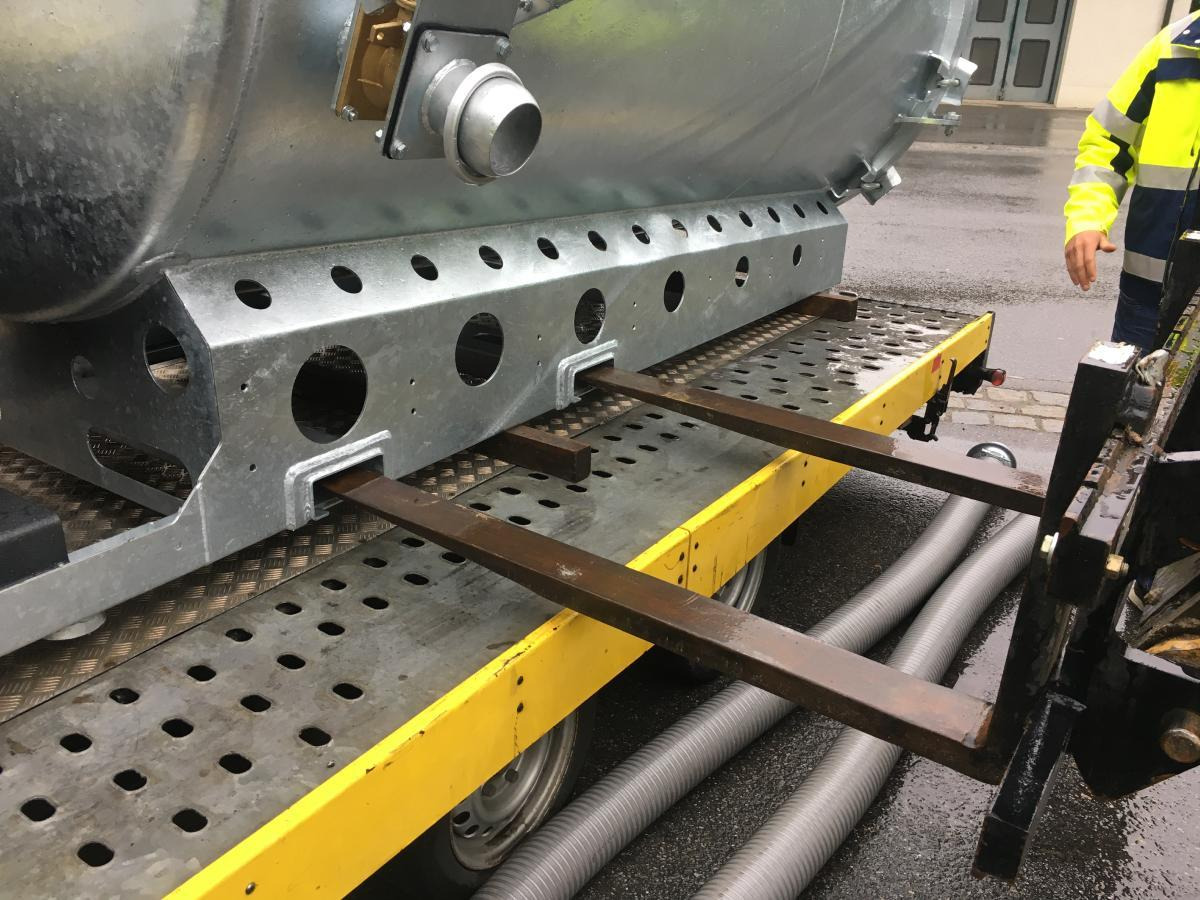 S-Vac 5,0m³ Saugfass 5000l Vakuumfass / Saugfass/ S-Vac - Perforatrice direzionale: foto 4 S-Vac 5,0m³ Saugfass 5000l Vakuumfass / Saugfass/ S-Vac - Perforatrice direzionale: foto 4