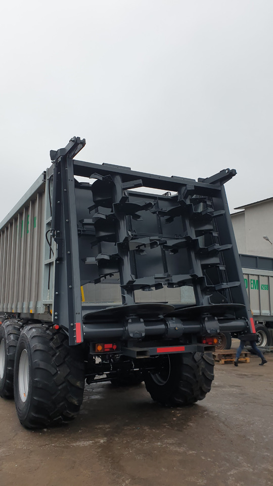 Spandiletame nuovo Auto-Agro Mistreuer / Manure spreader / Epandeur à fumier / Rimorchio spandiconcime / Abonadora / Разбрасыватель органических удобрений / Rozrzutnik obornika Tandem N268: foto 24