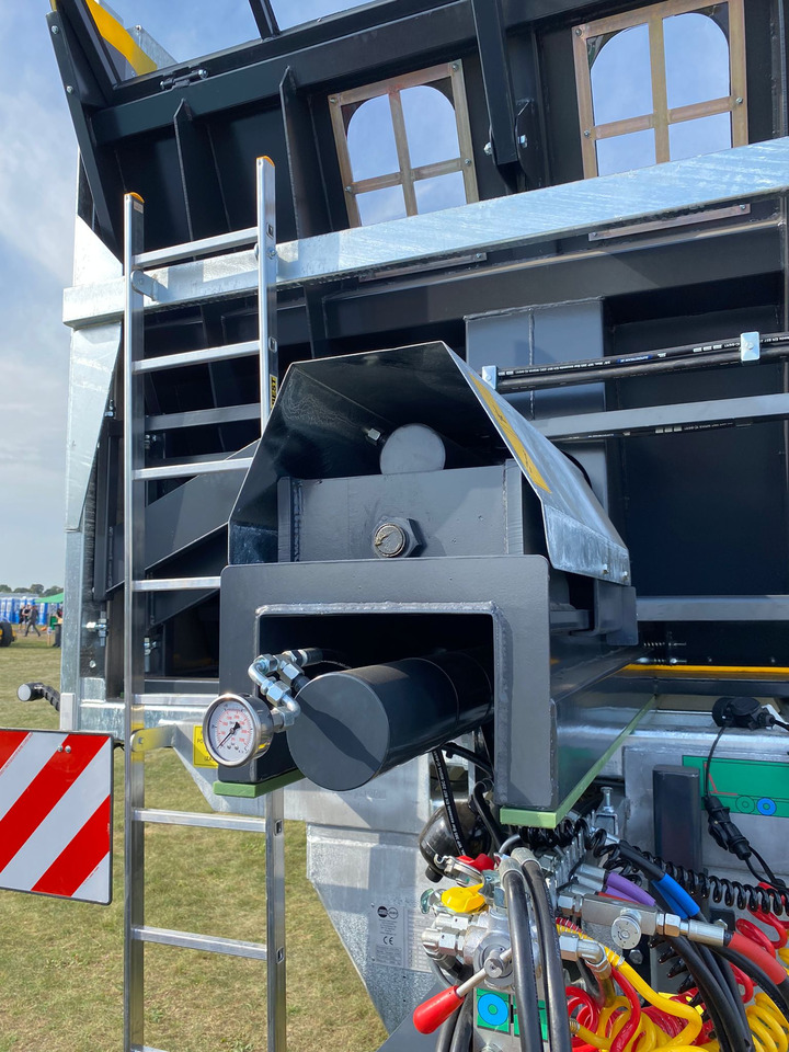 Spandiletame nuovo Auto-Agro Mistreuer / Manure spreader / Epandeur à fumier / Rimorchio spandiconcime / Abonadora / Разбрасыватель органических удобрений / Rozrzutnik obornika Tandem N268: foto 9