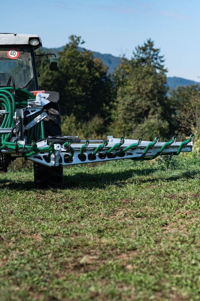 BeTEC Gülleinjektor / Slurry injector / Injecteur / Aplikator - Distribuzione del liquame: foto 4 BeTEC Gülleinjektor / Slurry injector / Injecteur / Aplikator - Distribuzione del liquame: foto 4