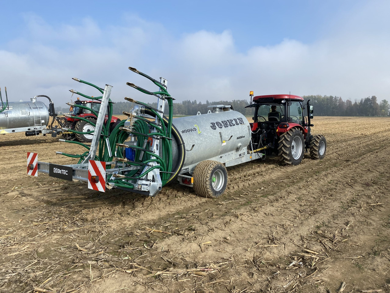 BeTEC Gülleinjektor / Slurry injector / Injecteur / Applicatore / Aplicador de manguera / Шланговый аппликатор / Aplikator 6 m - Distribuzione del liquame: foto 2 BeTEC Gülleinjektor / Slurry injector / Injecteur / Applicatore / Aplicador de manguera / Шланговый аппликатор / Aplikator 6 m - Distribuzione del liquame: foto 2