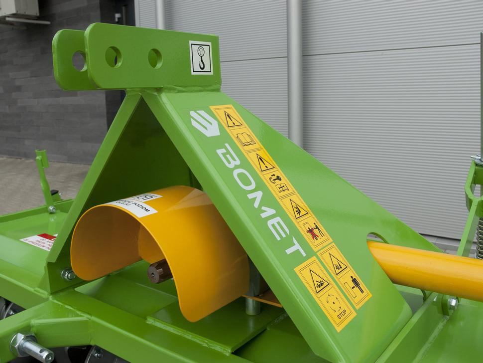 Bomet Bodenfräsen / Rotary tiller / Rotavator / Vangatrice / Rastrillo / Культиватор / Glebogryzarka 2 m - Zappatrice: foto 4 Bomet Bodenfräsen / Rotary tiller / Rotavator / Vangatrice / Rastrillo / Культиватор / Glebogryzarka 2 m - Zappatrice: foto 4