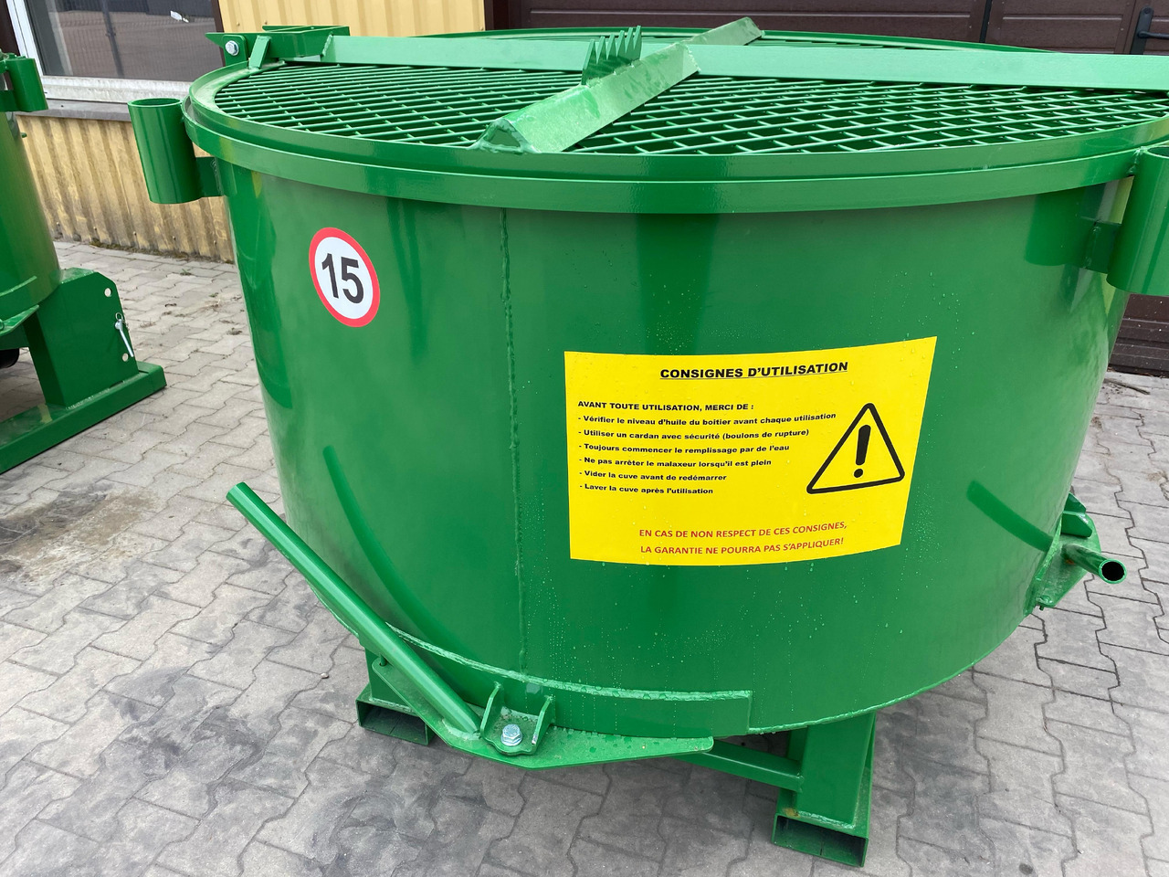 DC Betonmischer / Hydraulic concrete mixer / Malaxeur à béton hydraulique / Betoniera / Бетономешалка с гидравлическим приводом / Betoniarka hydrauliczna 800 l - Betoniera: foto 5 DC Betonmischer / Hydraulic concrete mixer / Malaxeur à béton hydraulique / Betoniera / Бетономешалка с гидравлическим приводом / Betoniarka hydrauliczna 800 l - Betoniera: foto 5