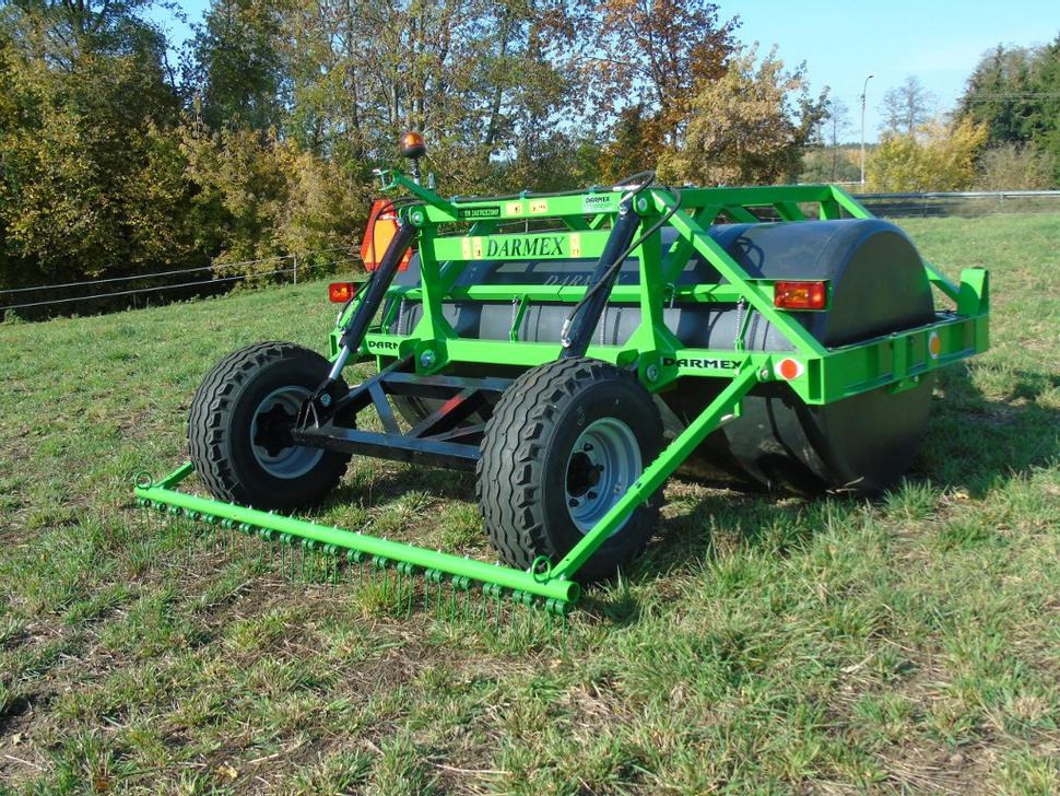 Darmex Wiesenwalze / Meadow roller / Rouleau de prairie / Rullo liscio / Каток луговой / Wał łąkowy 3 m - Rullo costipatore: foto 4 Darmex Wiesenwalze / Meadow roller / Rouleau de prairie / Rullo liscio / Каток луговой / Wał łąkowy 3 m - Rullo costipatore: foto 4