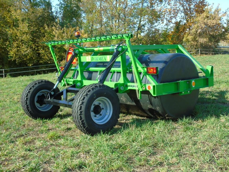 Darmex Wiesenwalze / Meadow roller / Rouleau de prairie / Rullo liscio / Каток луговой / Wał łąkowy 3 m - Rullo costipatore: foto 3 Darmex Wiesenwalze / Meadow roller / Rouleau de prairie / Rullo liscio / Каток луговой / Wał łąkowy 3 m - Rullo costipatore: foto 3