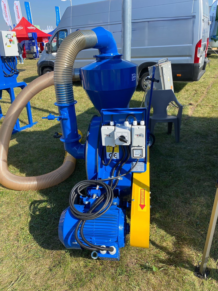 Dozamech Saug-Druckgebläse / Suction and pressure blower / Suceuse à grains / Trasportatore / Пневматический вдуватель / Dmuchawa ssąco-tłocząca T-420 - Trasportatore: foto 5 Dozamech Saug-Druckgebläse / Suction and pressure blower / Suceuse à grains / Trasportatore / Пневматический вдуватель / Dmuchawa ssąco-tłocząca T-420 - Trasportatore: foto 5