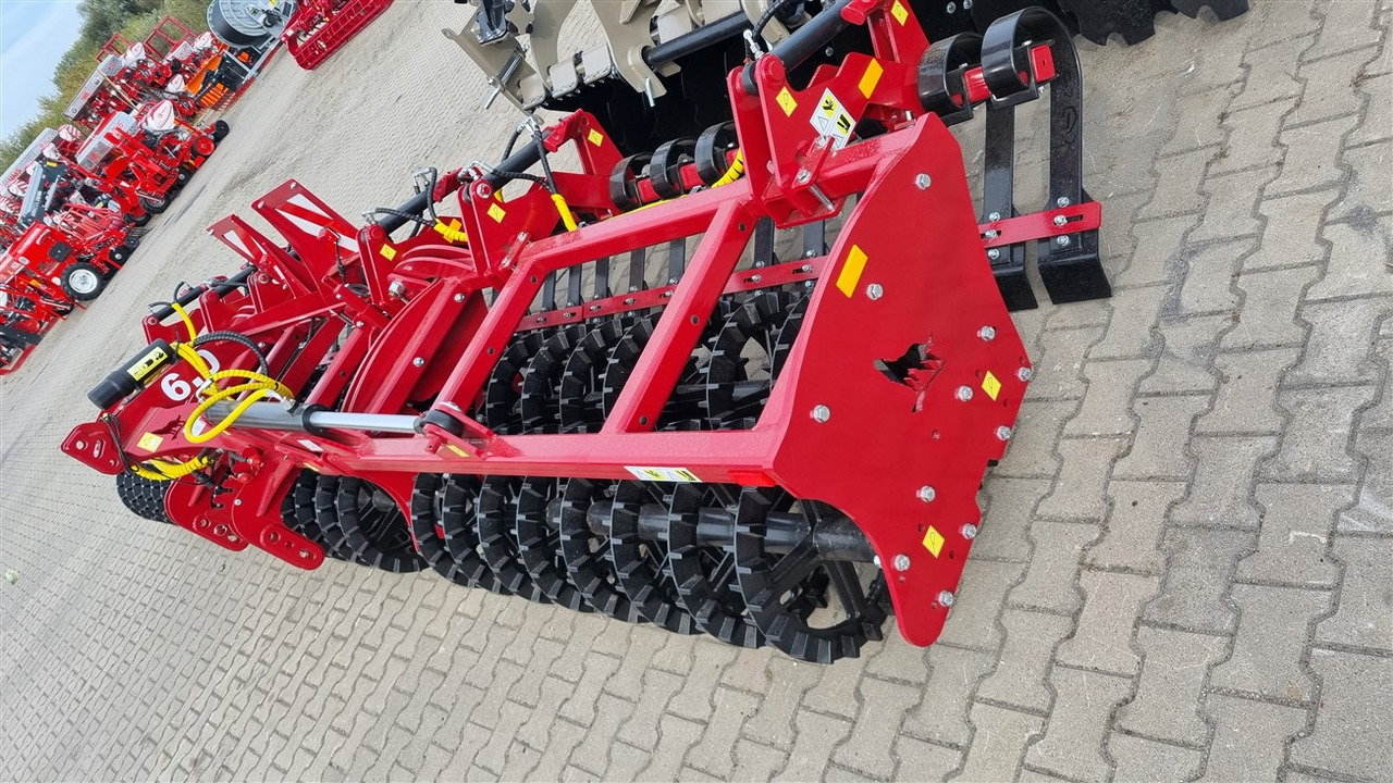 Lupus Crosskillwalze / Crosskill roller / Rouleau / Wał 6 m - Rullo costipatore: foto 5 Lupus Crosskillwalze / Crosskill roller / Rouleau / Wał 6 m - Rullo costipatore: foto 5