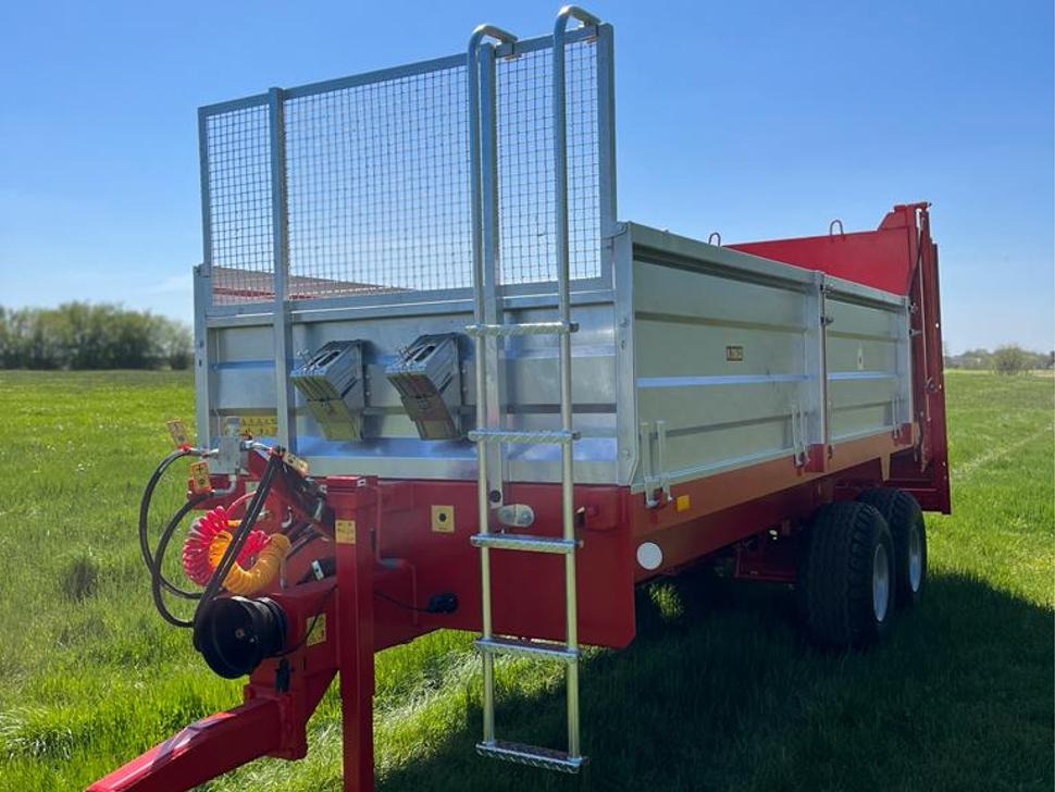 Roltrans Miststreuer / Manure spreader / Épandeur à fumier / Spandiletame / Разбрасыватель органических удобрений / Rozrzutnik obornika N250/32 JAMNIK 8 t - Spandiletame: foto 1 Roltrans Miststreuer / Manure spreader / Épandeur à fumier / Spandiletame / Разбрасыватель органических удобрений / Rozrzutnik obornika N250/32 JAMNIK 8 t - Spandiletame: foto 1