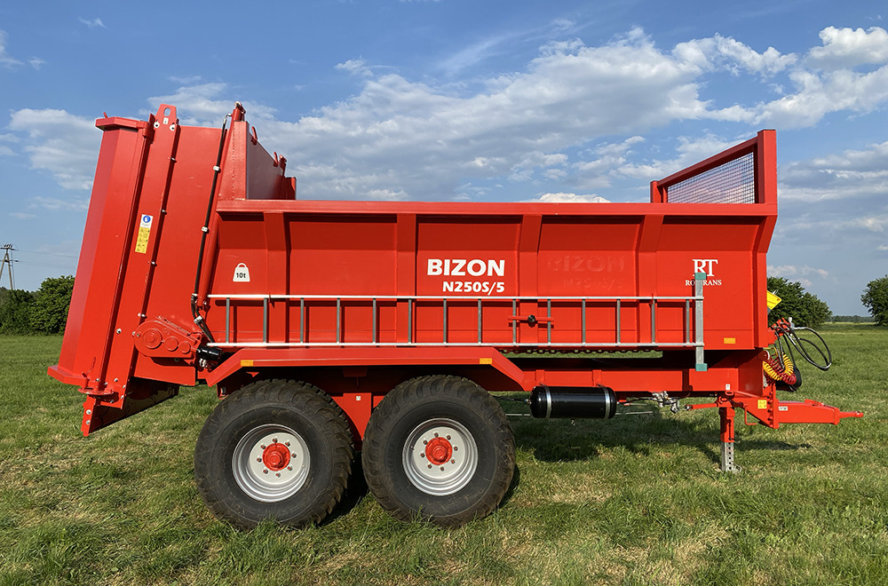 Roltrans Miststreuer / Manure spreader / Epandeur à fumier / Spandiletame / Разбрасыватель органических удобрений / Rozrzutnik obornika N250S/5 10 t - Spandiletame: foto 3 Roltrans Miststreuer / Manure spreader / Epandeur à fumier / Spandiletame / Разбрасыватель органических удобрений / Rozrzutnik obornika N250S/5 10 t - Spandiletame: foto 3
