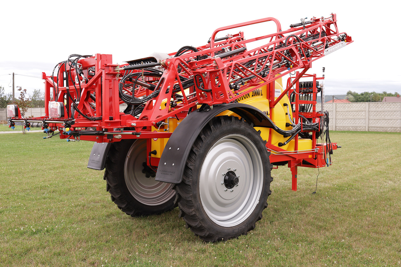 WOPROL Feldspritze / Sprayer / Pulvérisateur / Opryskiwacz 2000 L - Polverizzatore trainato: foto 3 WOPROL Feldspritze / Sprayer / Pulvérisateur / Opryskiwacz 2000 L - Polverizzatore trainato: foto 3