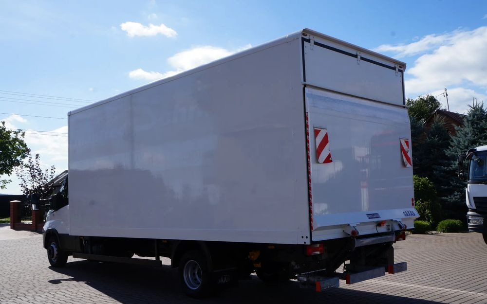 Iveco DAILY 72c18  Automat HI-MATIC Kontener 6 m 74 tys km STAN NOWY - Autocarro furgonato: foto 4 Iveco DAILY 72c18  Automat HI-MATIC Kontener 6 m 74 tys km STAN NOWY - Autocarro furgonato: foto 4