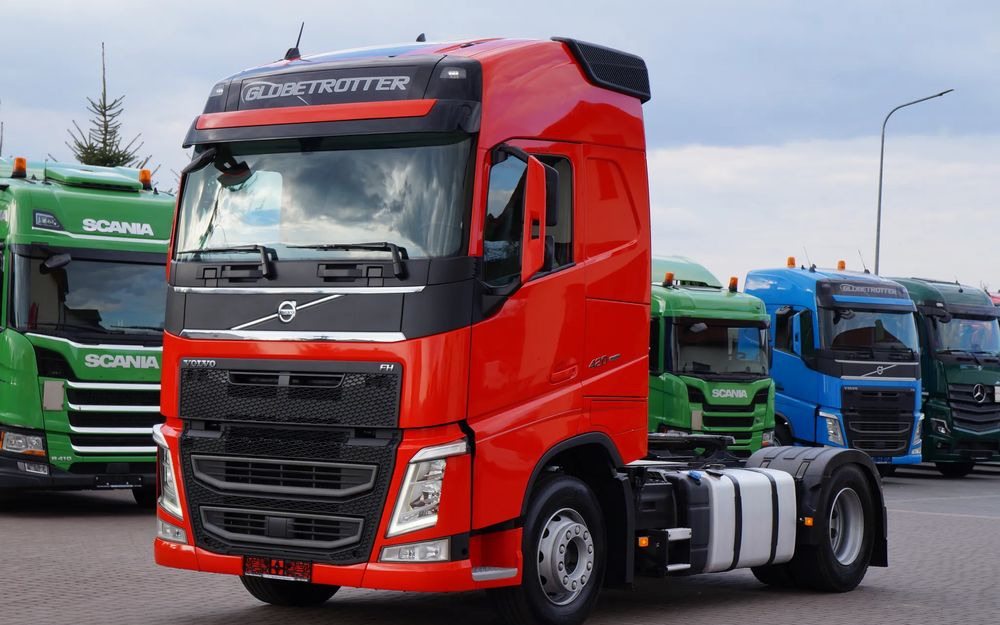 Volvo FH 4 EURO 6 GLOBETROTTER NISKI PRZEBIEG PEŁEN SERWIS - Trattore stradale: foto 1 Volvo FH 4 EURO 6 GLOBETROTTER NISKI PRZEBIEG PEŁEN SERWIS - Trattore stradale: foto 1