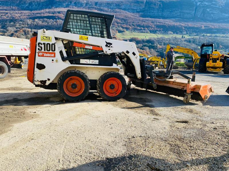 BOBCAT S100 mini chargeuse sur pneu (AVEC ACCESSOIRES) - Minipala: foto 5 BOBCAT S100 mini chargeuse sur pneu (AVEC ACCESSOIRES) - Minipala: foto 5