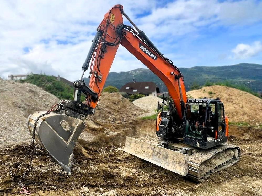 Doosan DX235 LCR-5 PELLE A CHENILLES 26T - Escavatore cingolato: foto 1 Doosan DX235 LCR-5 PELLE A CHENILLES 26T - Escavatore cingolato: foto 1