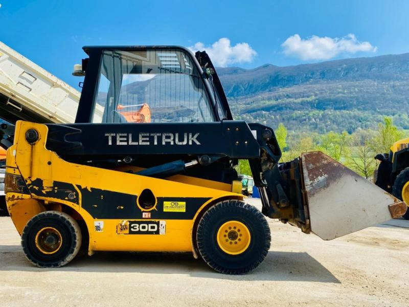 Jcb TLT30D Teletruk - Sollevatore telescopico: foto 5 Jcb TLT30D Teletruk - Sollevatore telescopico: foto 5