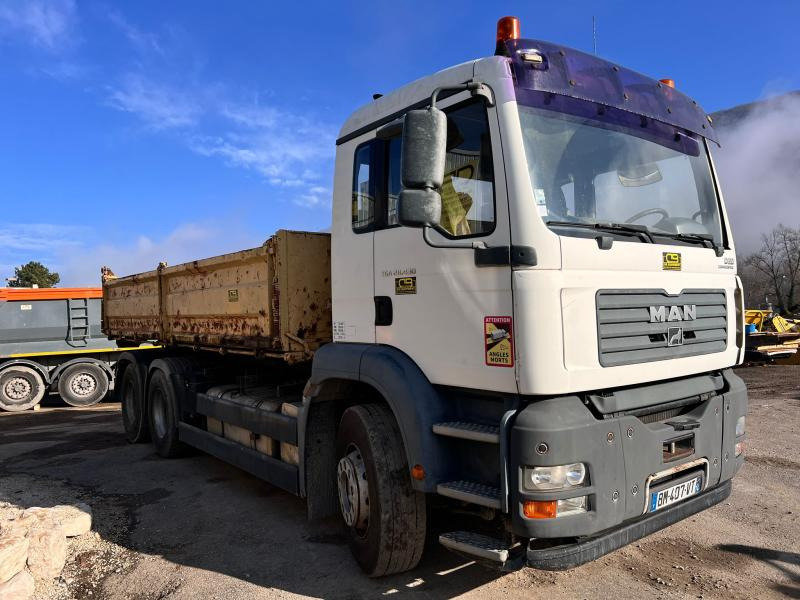 MAN TGA 28.430 6x2-2 BL CAMION AMPLIROLL - Autocarro scarrabile: foto 4 MAN TGA 28.430 6x2-2 BL CAMION AMPLIROLL - Autocarro scarrabile: foto 4
